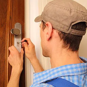 Lynwood Locksmiths Lynwood, CA 310-844-9189 - 19a-lock-opening